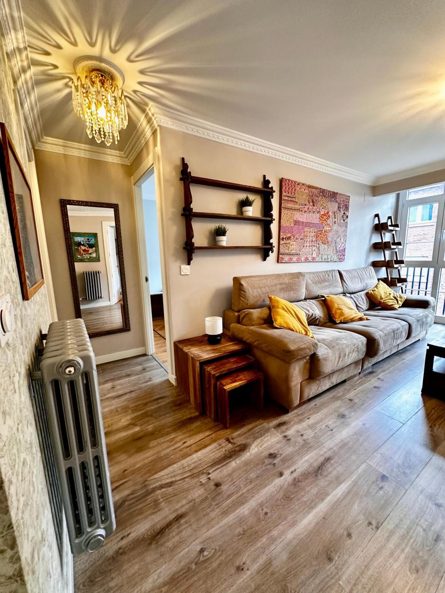 Atuaire Home Vista Catedral De Burgo Екстериор снимка